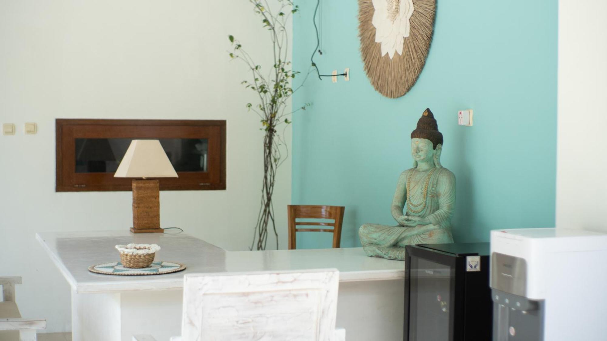 The White Bay Lombok Apartment Kuta  ภายนอก รูปภาพ