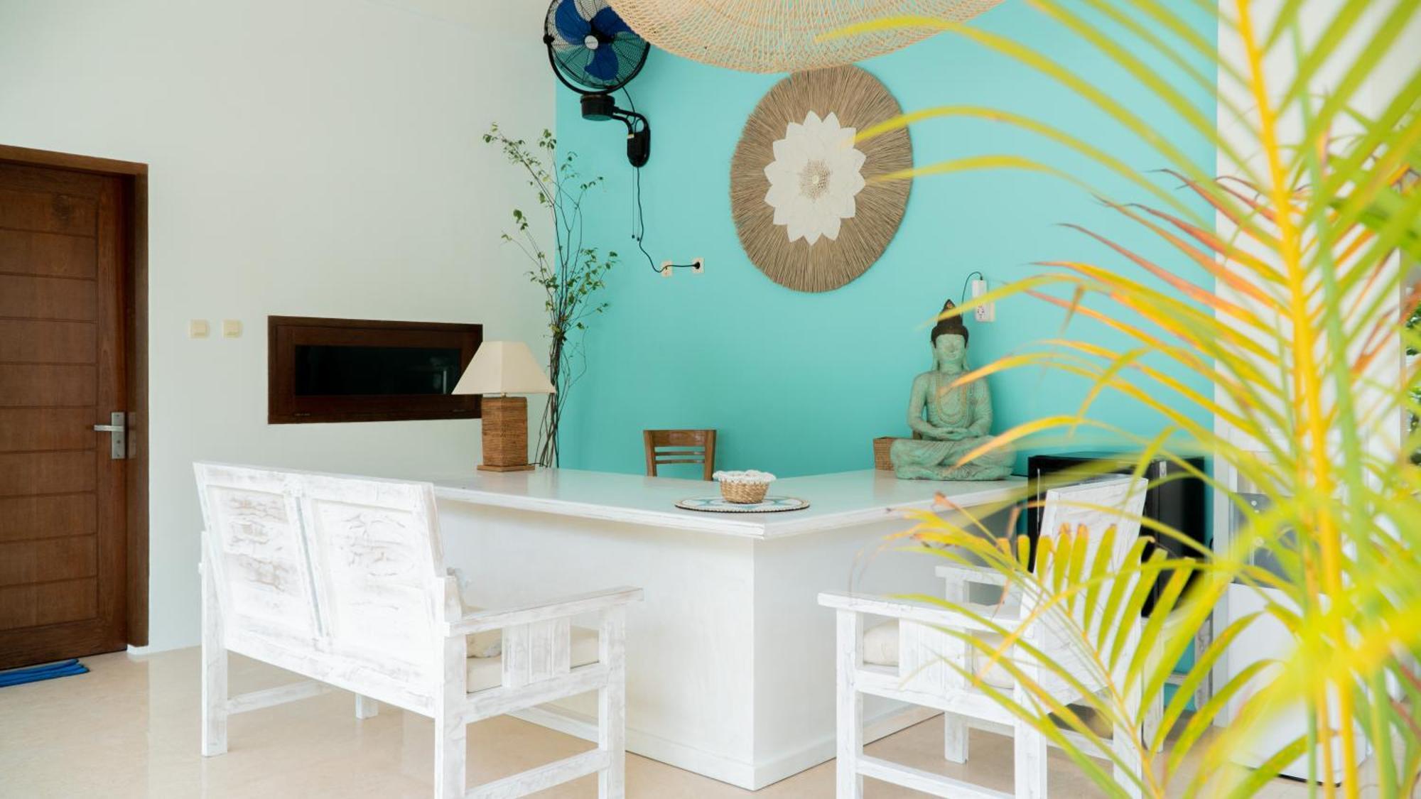 The White Bay Lombok Apartment Kuta  ภายนอก รูปภาพ