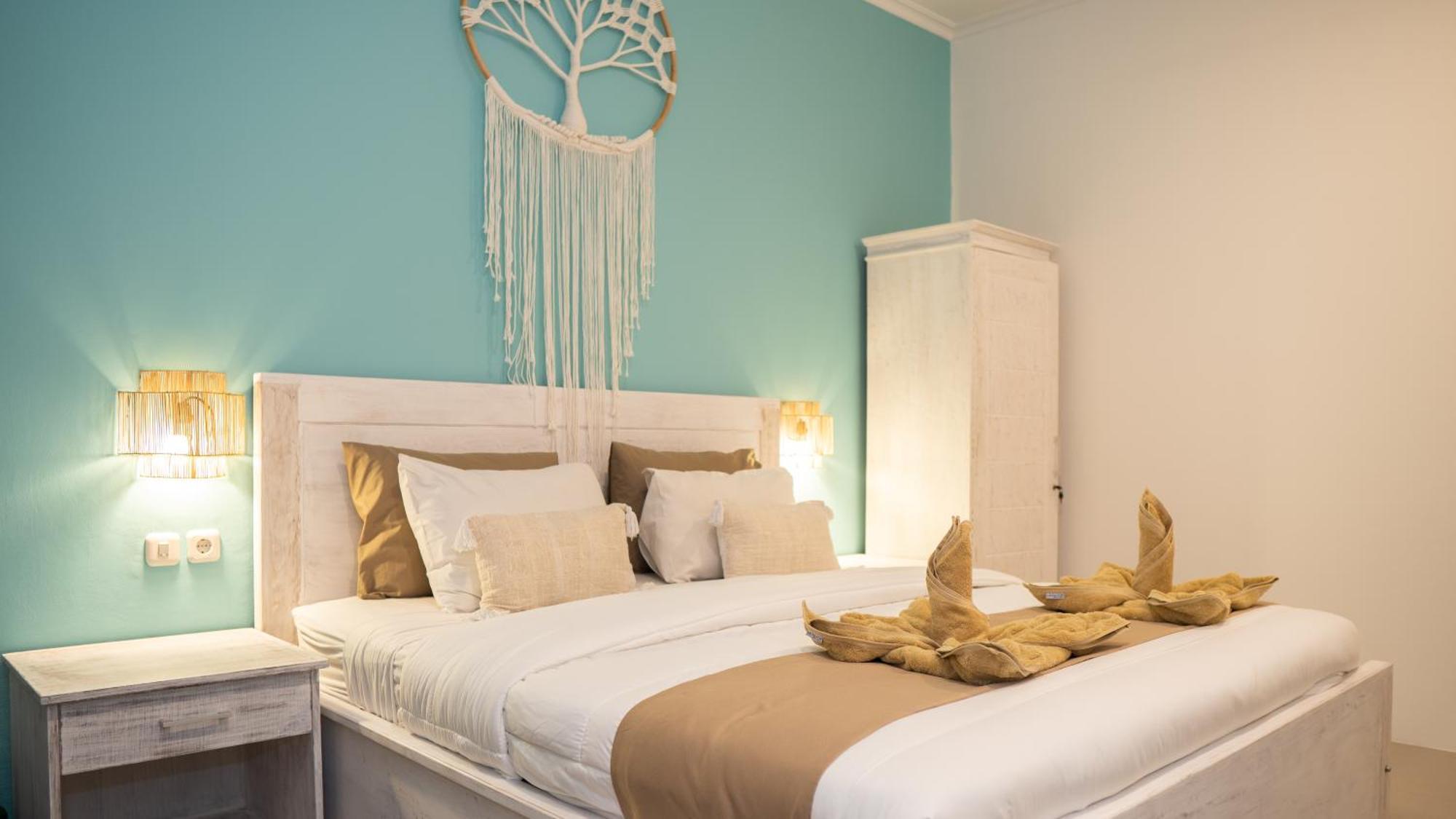 The White Bay Lombok Apartment Kuta  ภายนอก รูปภาพ