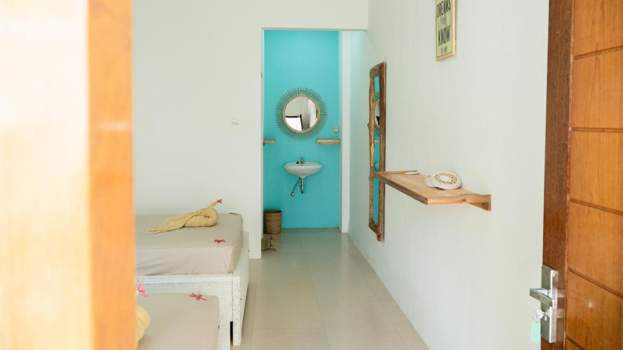 The White Bay Lombok Apartment Kuta  ภายนอก รูปภาพ